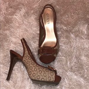 GUESS PLATFORM HEELS